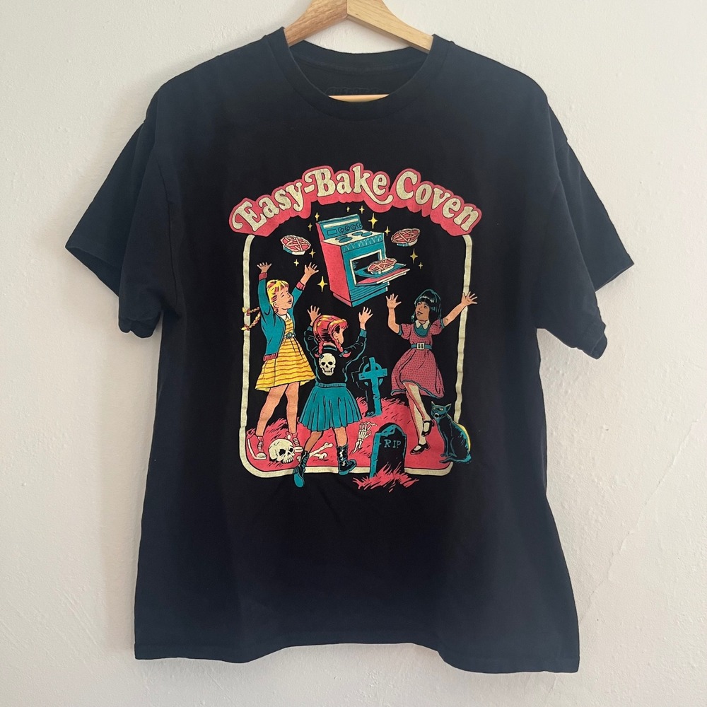 Creepy Co. "Easy Bake Coven" Black T-Shirt Unisex Size L 100% Cotton